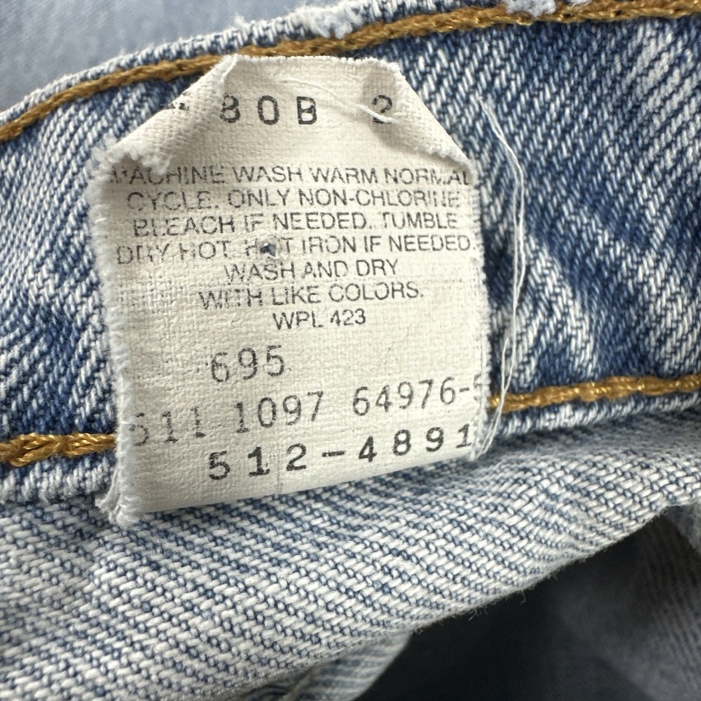 Vintage Levis 512 Jeans Mens 27x31.5 Blue Denim Tapered Leg 90s Y2k Made USA - Picture 3 of 13
